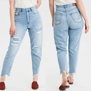 American Eagle Curvy Mom Jean